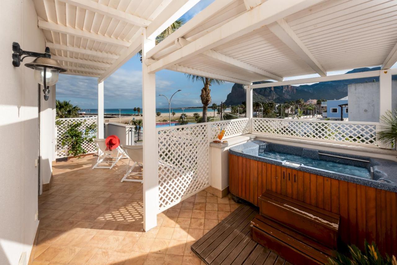 Hotel Ristorante Mediterraneo Faro Сан Вито ло Капо Екстериор снимка