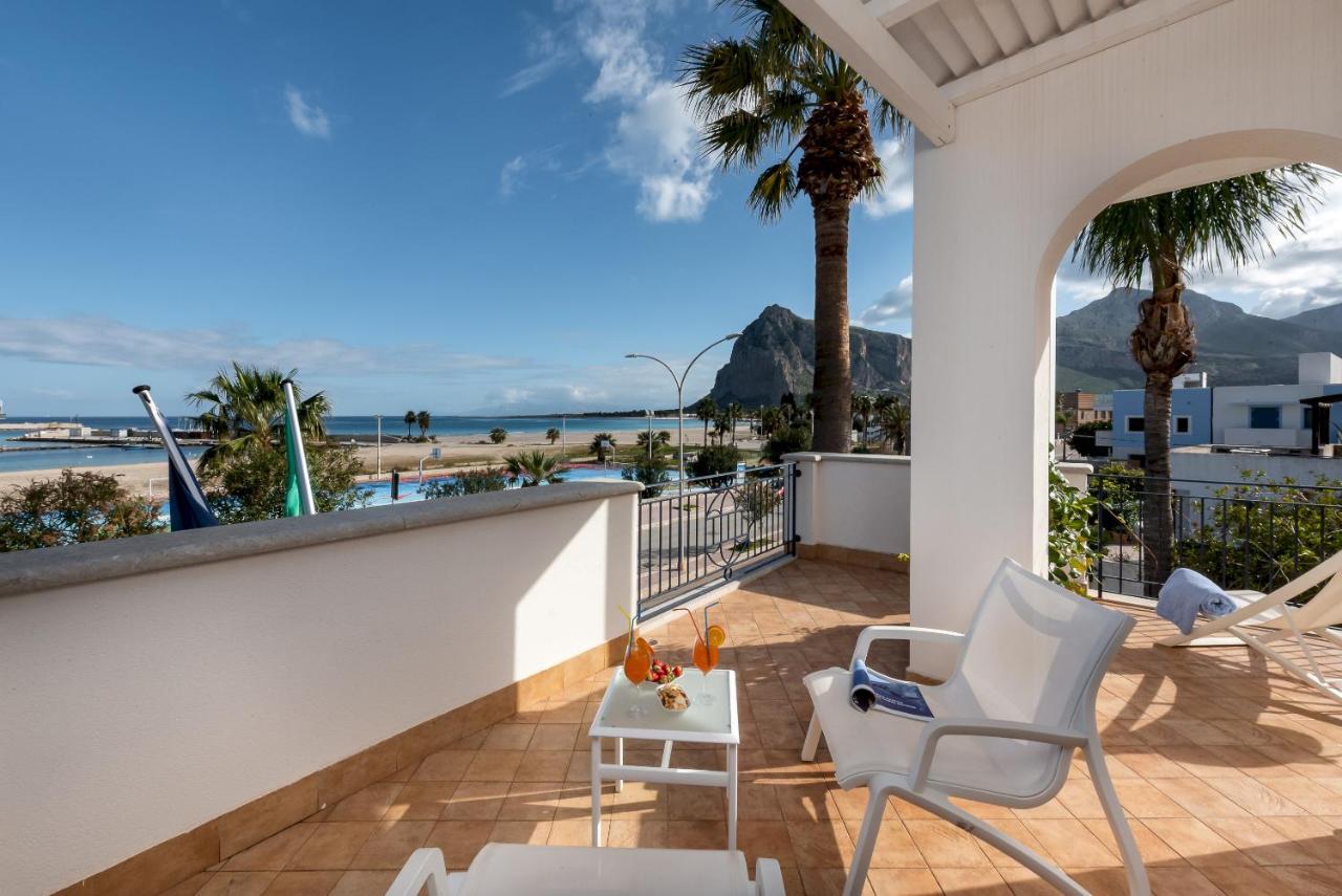 Hotel Ristorante Mediterraneo Faro Сан Вито ло Капо Екстериор снимка