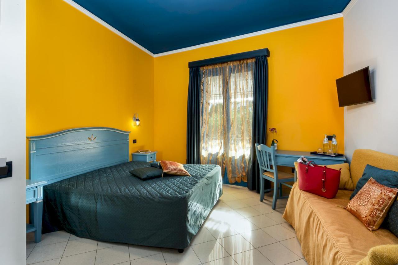Hotel Ristorante Mediterraneo Faro Сан Вито ло Капо Екстериор снимка