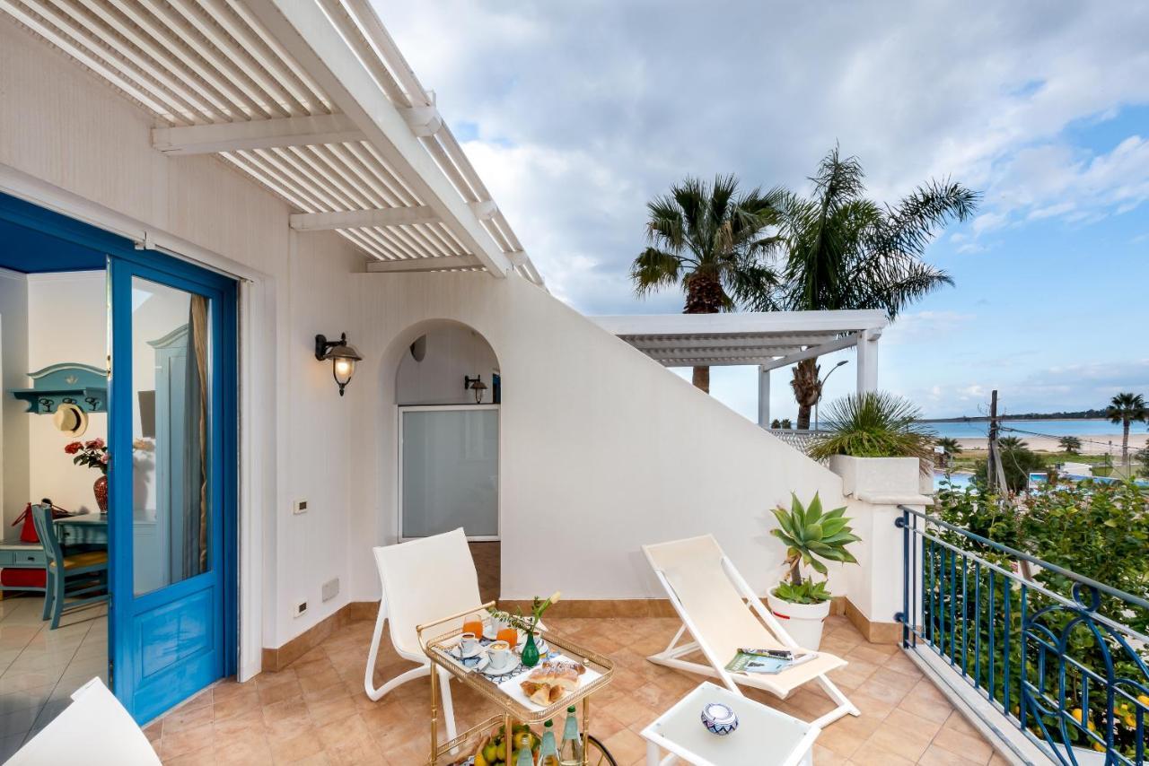 Hotel Ristorante Mediterraneo Faro Сан Вито ло Капо Екстериор снимка