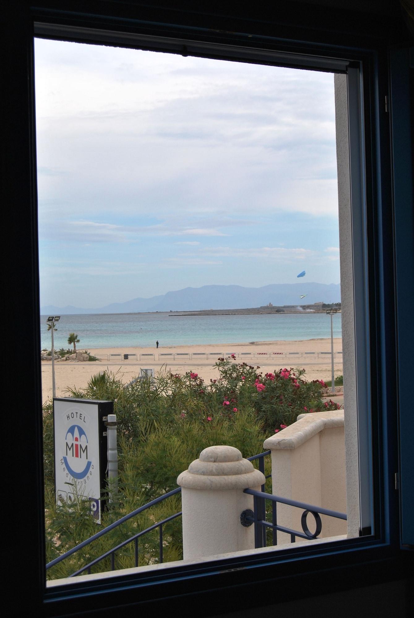 Hotel Ristorante Mediterraneo Faro Сан Вито ло Капо Екстериор снимка